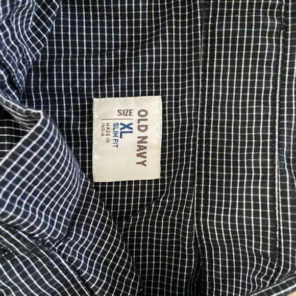 3/$15 OLD NAVY mens XL button down shirt - Picture 5 of 6